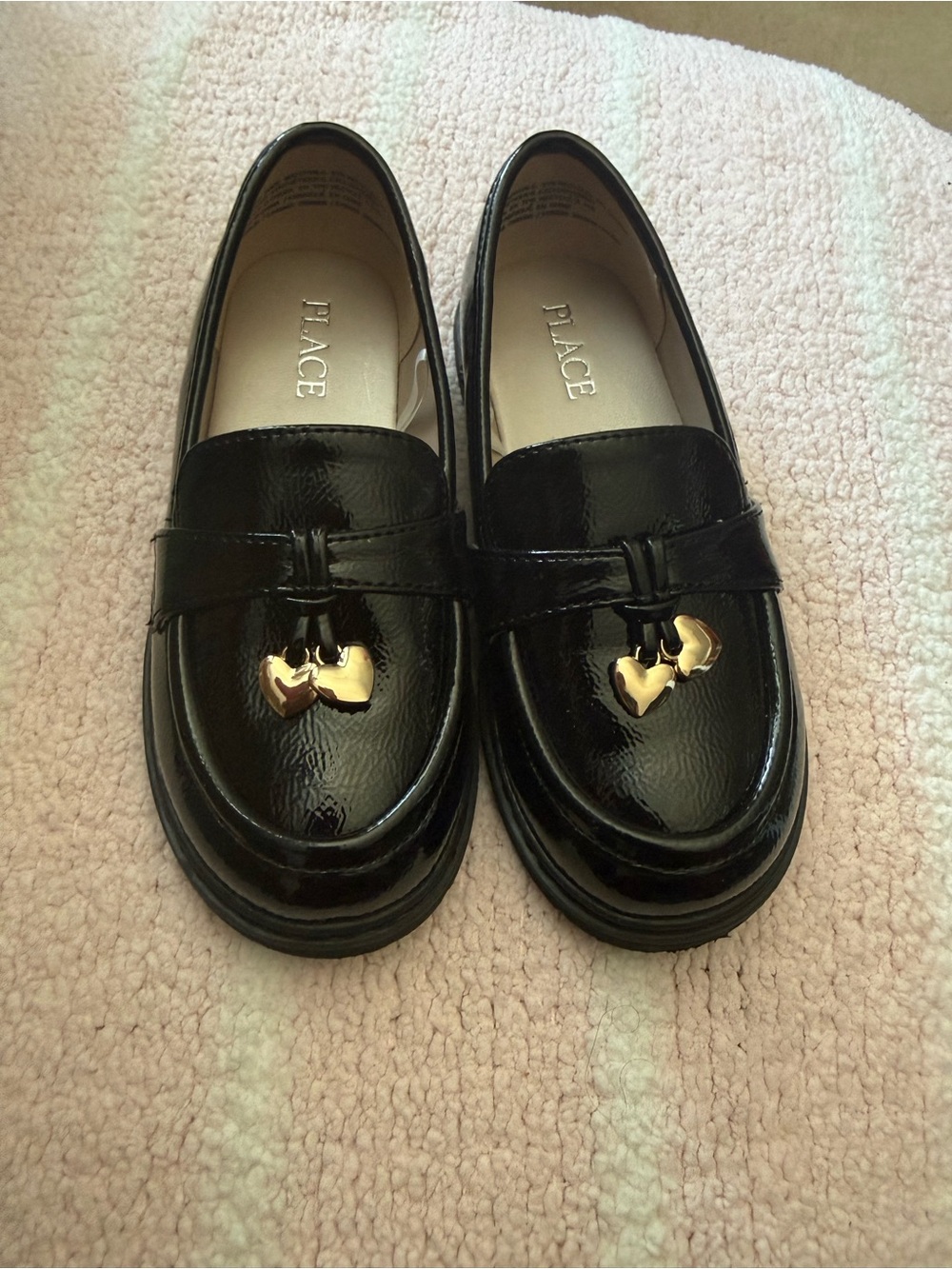 The Children's Place Black Patent Loafers with Gold Heart Charms